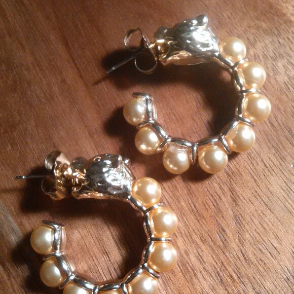 Golden Shell Pearl and Leopard Lock Goldtone Half Hoop Earrings - Picture 4 of 16